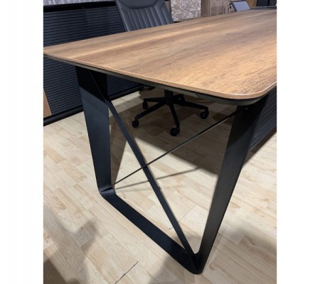 ALPİ X TOPLANTI MASASI